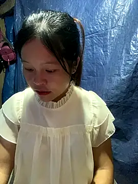 Snapshot of O_o_UwU_o_O chatting on 09/28/25, 01:33 O o UwU o O online show from 09/28/25, 01:33