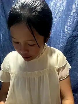 Snapshot of O_o_UwU_o_O chatting on 09/29/25, 02:38 O o UwU o O online show from 09/29/25, 02:38