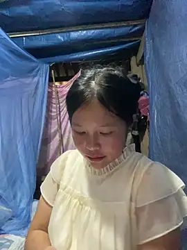 Snapshot of O_o_UwU_o_O chatting on 10/09/25, 08:23 O o UwU o O online show from 10/09/25, 08:23