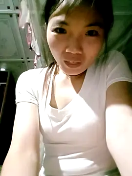 ngan-cute online show from 09/11/25, 01:11