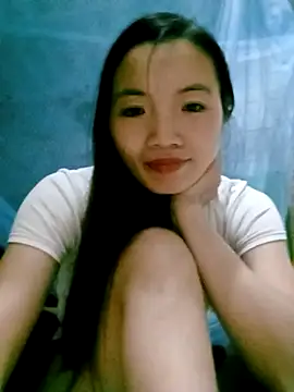 ngan-cute online show from 10/10/25, 02:38