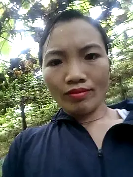 ngan-cute online show from 10/14/25, 11:27