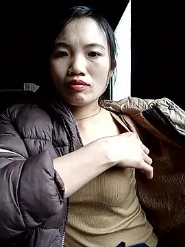 ngan-cute online show from 02/23/26, 01:36