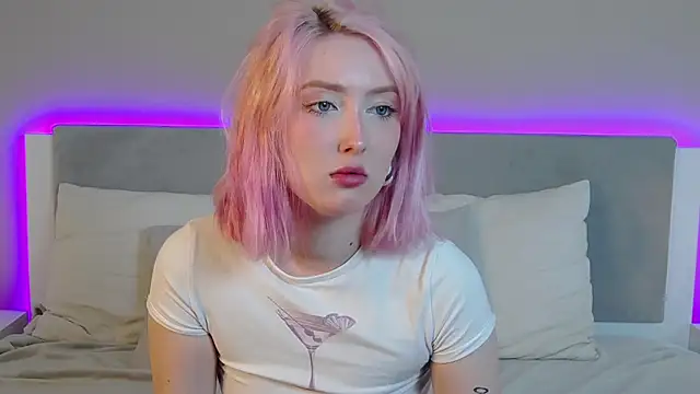 Snapshot of MarianeSun chatting on 05/29/26, 04:10 MarianeSun online show from 05/29/26, 04:10