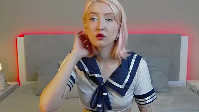 Snapshot of MarianeSun chatting on 06/16/26, 03:53 MarianeSun online show from 06/16/26, 03:53