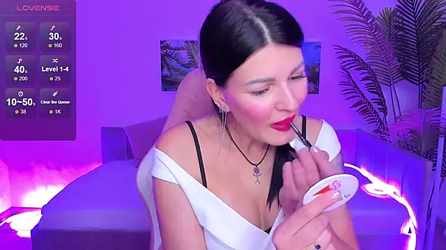 O1d Lady online show from 10/03/25, 08:33