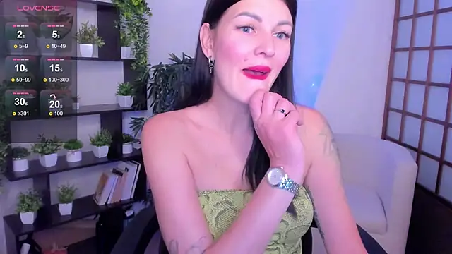 O1d Lady online show from 10/23/25, 08:35