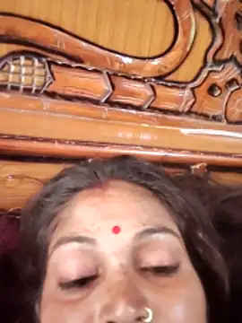 Kavya hot online show from 06/03/26, 07:22