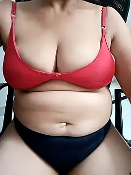 Snapshot of angel_ridhi chatting on 09/22/25, 05:37 angel ridhi online show from 09/22/25, 05:37