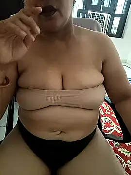 Snapshot of angel_ridhi chatting on 09/23/25, 05:43 angel ridhi online show from 09/23/25, 05:43