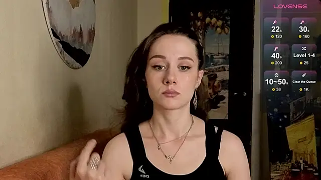 Snapshot of SkyHelen chatting on 06/09/26, 07:53 SkyHelen online show from 06/09/26, 07:53