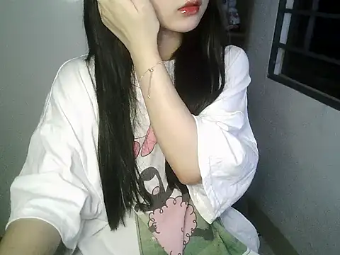 Annabelle-e online show from 10/10/25, 05:34