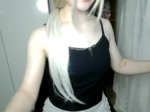 Annabelle-e online show from 02/28/26, 04:19