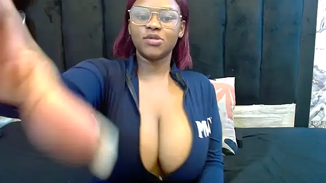 Snapshot of SexyBaddieXXX chatting on 06/30/26, 11:50 SexyBaddieXXX online show from 06/30/26, 11:50