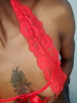 Snapshot of _Uphele chatting on 09/20/25, 01:17 Uphele online show from 09/20/25, 01:17