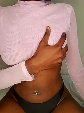 Snapshot of _Uphele chatting on 10/09/25, 09:46 Uphele online show from 10/09/25, 09:46