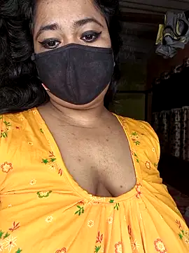 Smile-quien online show from 10/30/25, 10:49