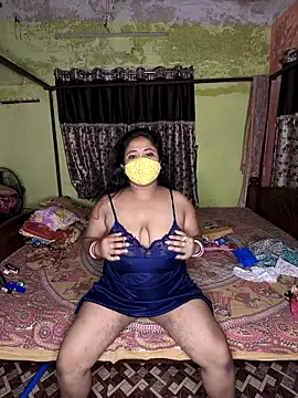 Smile-quien online show from 03/31/26, 03:12