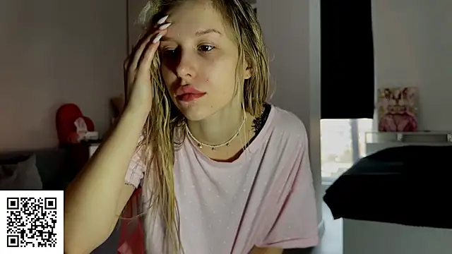 ElysiaXo online show from 11/26/25, 05:19