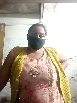 Rakhi sawant143 online show from 11/17/25, 04:35