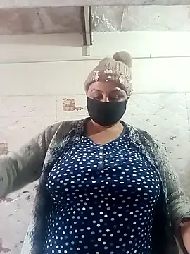 Rakhi sawant143 online show from 01/12/26, 02:28