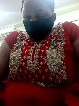 Rakhi sawant143 online show from 04/22/26, 03:35