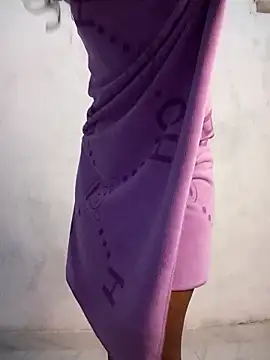 Snapshot of venuki_ihalagamage chatting on 02/28/26, 07:04 venuki ihalagamage online show from 02/28/26, 07:04