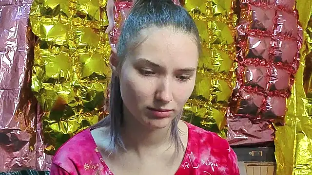  kikiclark   online show from 04/12/26, 08:14