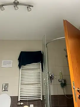 Steffi Snowbunny online show from 10/01/25, 05:52