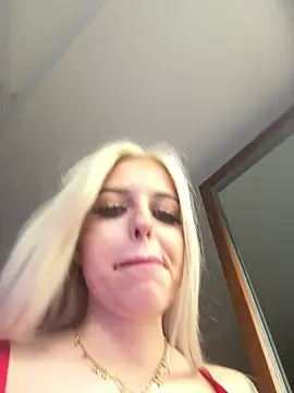 Steffi Snowbunny online show from 07/22/26, 05:16