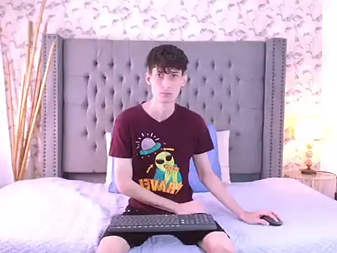 Luke Carter online show from 09/13/25, 01:00