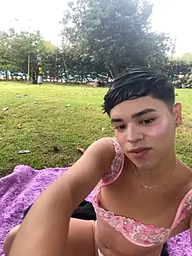 Matt Swett online show from 10/13/25, 01:22