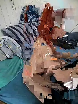 Snapshot of _Pipi_ chatting on 02/15/26, 12:14 Pipi online show from 02/15/26, 12:14