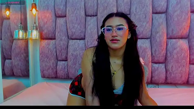 miss aris online show from 03/18/26, 03:42