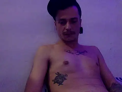 chrisalmeid  online show from 09/16/25, 07:20