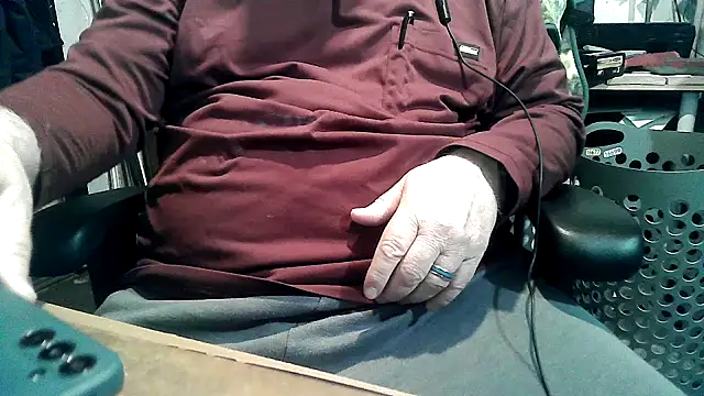 georgeww62 online show from 04/25/26, 11:57