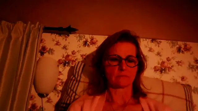 Snapshot of Valinella chatting on 02/20/26, 08:53 Valinella online show from 02/20/26, 08:53