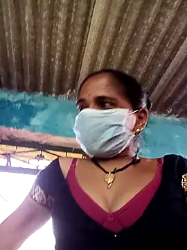 Snapshot of Hot-honi chatting on 09/11/25, 05:29 Hot-honi online show from 09/11/25, 05:29