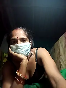 Snapshot of Hot-honi chatting on 09/27/25, 01:05 Hot-honi online show from 09/27/25, 01:05