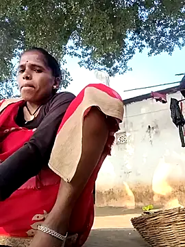 Hot-honi online show from 11/15/25, 03:04