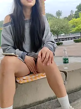 shaoshao-7758 online show from 09/26/25, 12:47