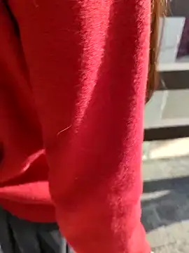 shaoshao-7758 online show from 04/18/26, 12:47