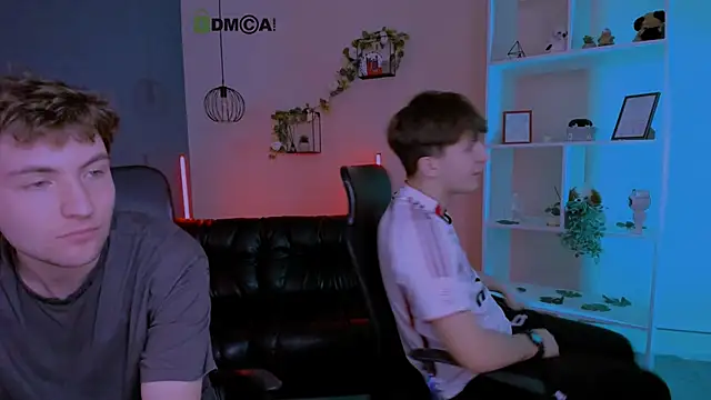 travis wolf  online show from 03/22/26, 09:56