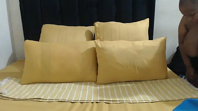 Chubby Queenx255 online show from 12/19/25, 07:26