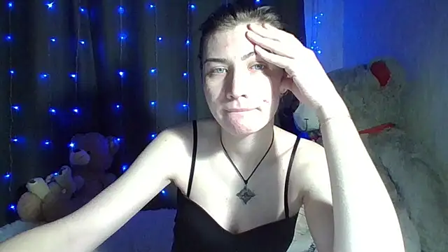 Snapshot of Nancy_Luna chatting on 10/19/25, 08:31 Nancy Luna online show from 10/19/25, 08:31