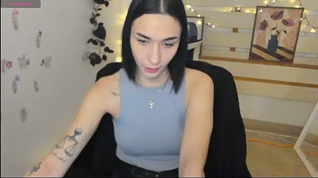 Snapshot of Bella_Night4 chatting on 01/12/26, 07:57 Bella Night4 online show from 01/12/26, 07:57