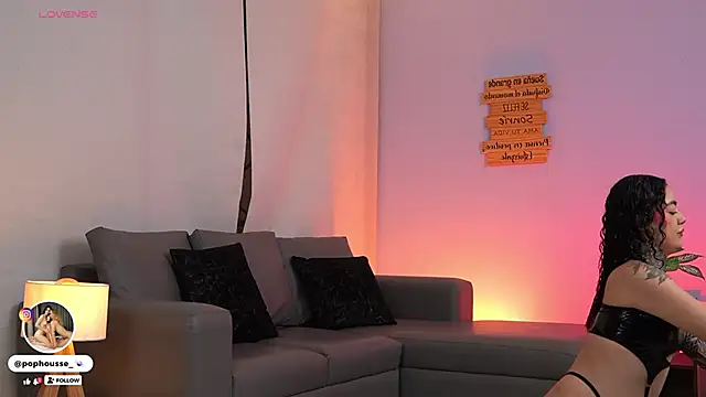 PopHouse  online show from 11/21/25, 11:09