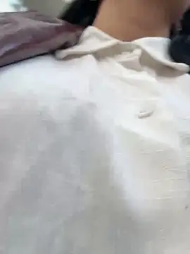 Snapshot of VendiMur chatting on 09/12/25, 04:12 VendiMur online show from 09/12/25, 04:12