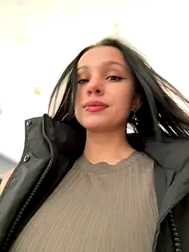 Snapshot of VendiMur chatting on 10/12/25, 03:05 VendiMur online show from 10/12/25, 03:05