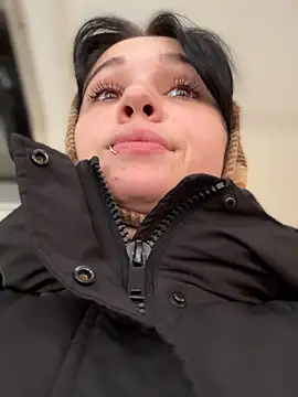 Snapshot of VendiMur chatting on 10/30/25, 02:57 VendiMur online show from 10/30/25, 02:57